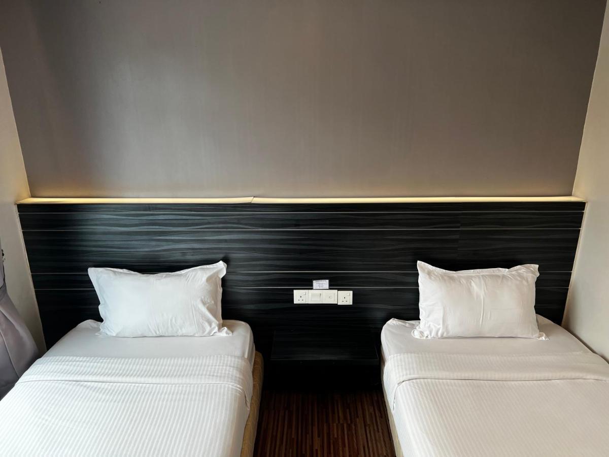 Signature Hotel Kuantan Exterior foto