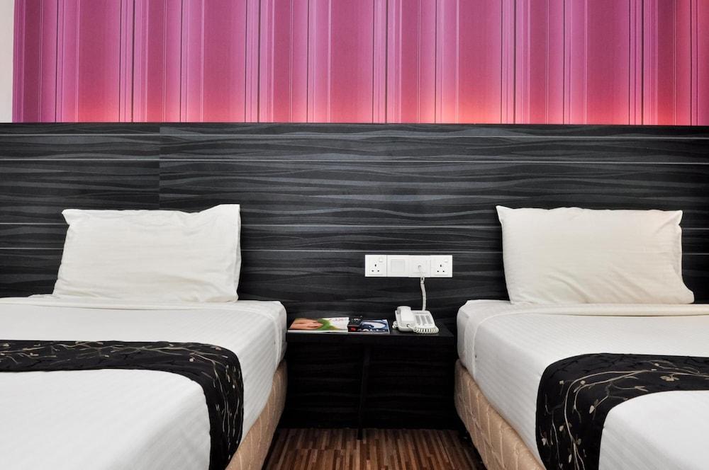 Signature Hotel Kuantan Exterior foto