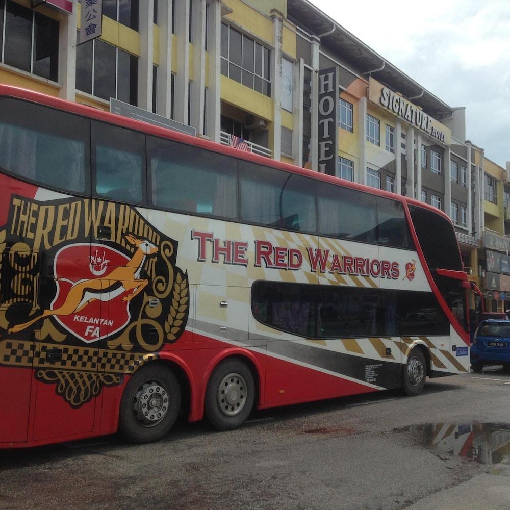 Signature Hotel Kuantan Exterior foto